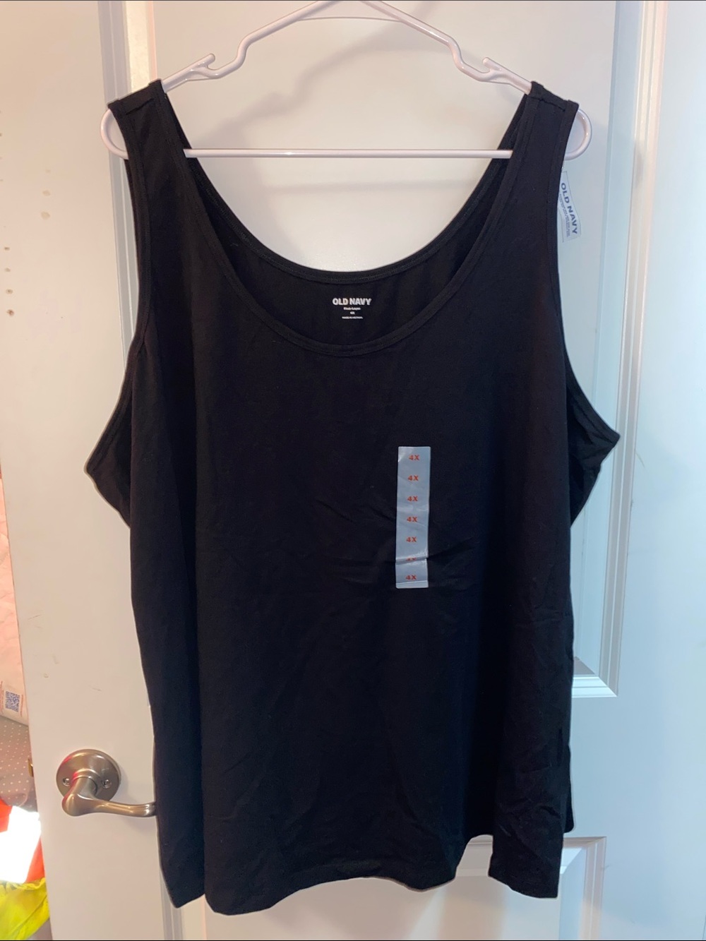 Old Navy Black Scoop Neck Tank Top